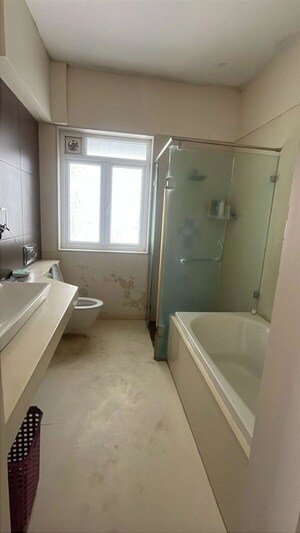 Bathroom in 4 BHK Apartment at Amar Renaissance, Ghorpadi – for Rent