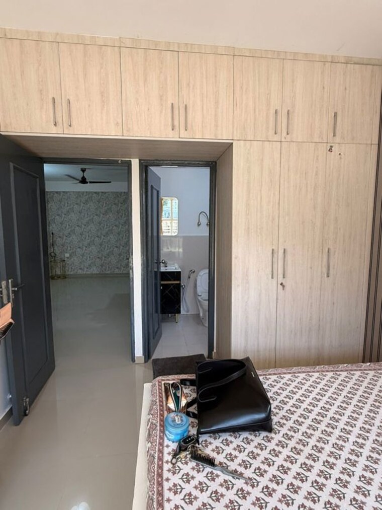 undefined, emaar-palm-gardens 3 Bedroom 1600 Sq.Ft. Apartment In Sector 83 Gurgaon 10311241