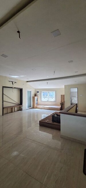  Office Space For Rent in Chembur