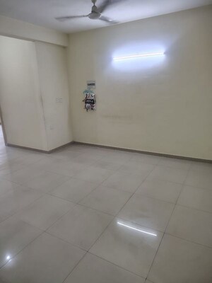 Room in 2 BHK Apartment at Pyramid Pride, Sector 76 – for Sale