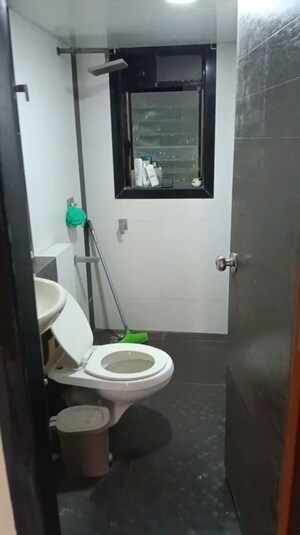 Bathroom in 3 BHK Apartment at Tharwani Heritage, Kharghar Sector 7 – for Rent