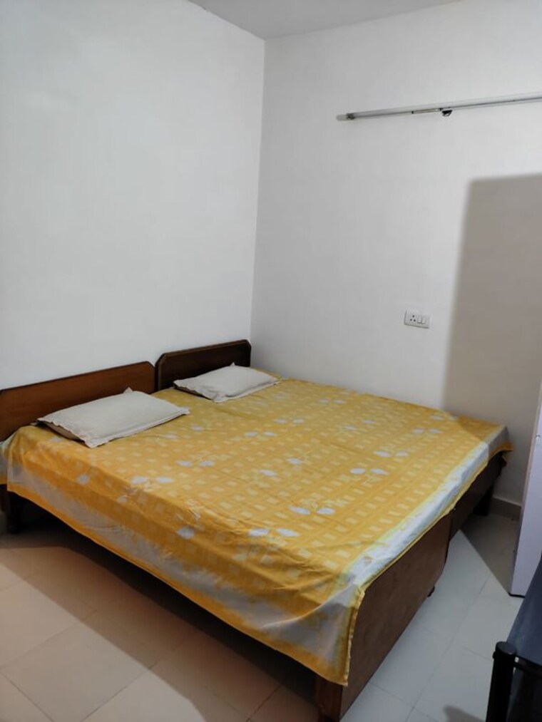 Bedroom, sector 31 2 Bedroom 2800 Sq.Ft. Villa In Sector 31 Noida 10311314