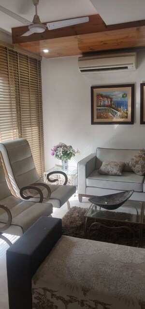 Living Room in 3 BHK Builder Floor at Safdarjung Enclave – for Rent