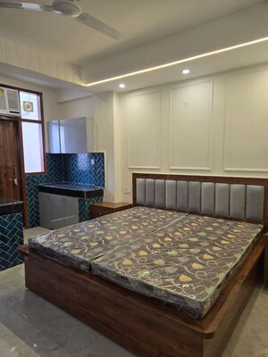 Bedroom in 1 RK Builder Floor at Kohli One Malibu Town Plot, Sector 47 – for Rent