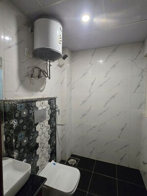 Bathroom in 1 RK Builder Floor at Kohli One Malibu Town Plot, Sector 47 – for Rent
