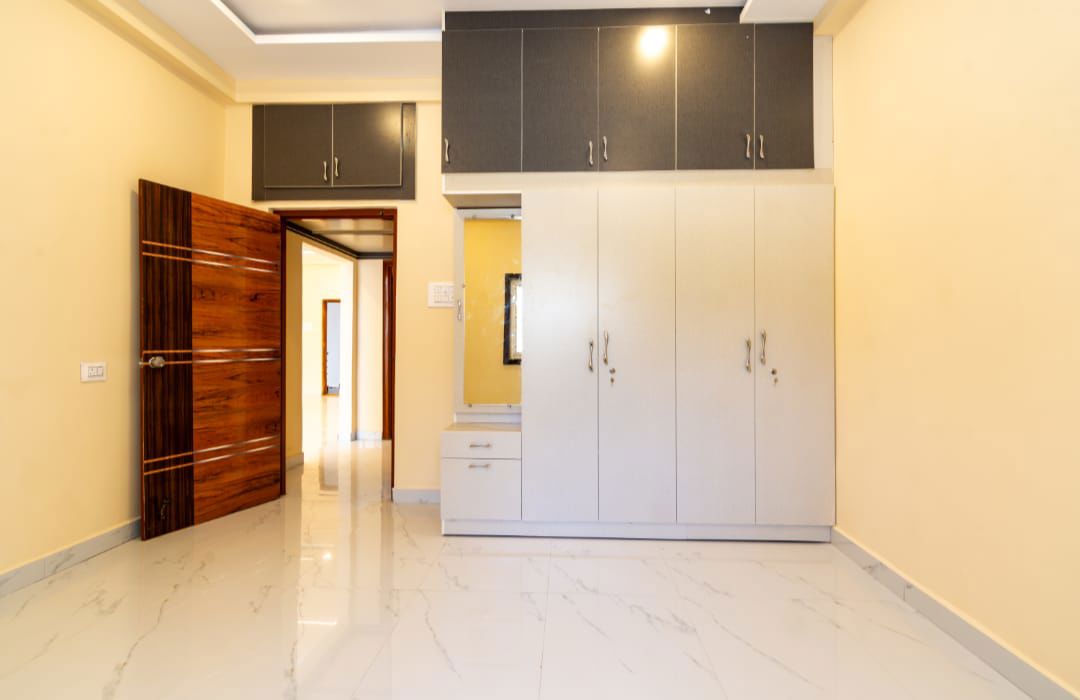 3 BHK + Servant Room Apartment For Rent in Narsingi