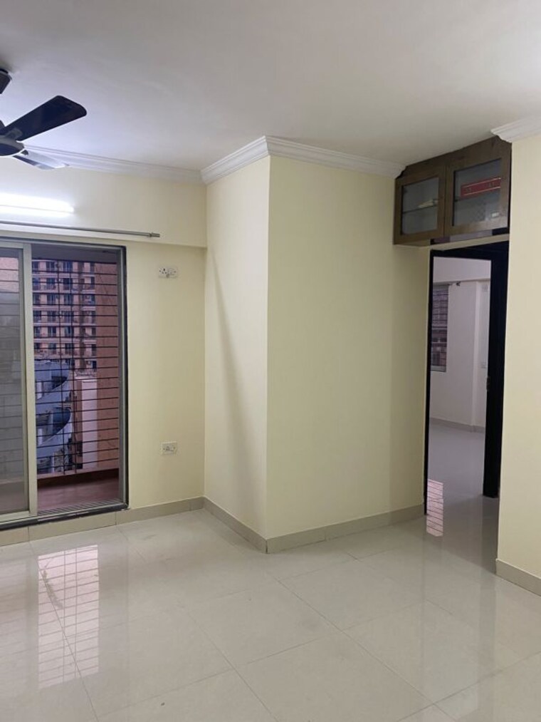 Room, cosmos-enclave 2 Bedroom 1000 Sq.Ft. Apartment In Kasarvadavali Thane 10311378