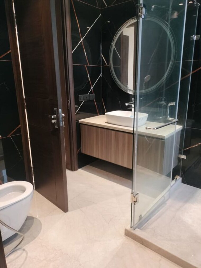 undefined, east of kailash 3 Bedroom 1800 Sq.Ft. Builder Floor In East Of Kailash Delhi 10311432