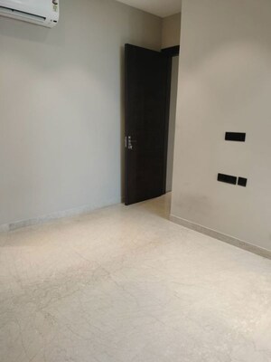 Room in 3 BHK Builder Floor at East Of Kailash – for Rent