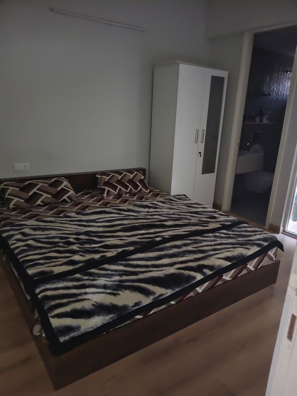2 BHK + Basement Builder Floor For Sale in Signature Global City 92