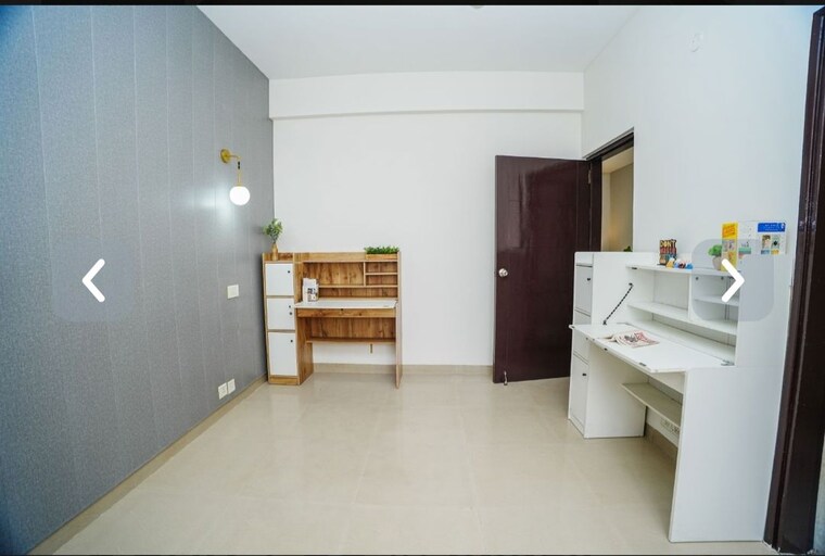 Kitchen, spaze-privy 3 Bedroom 1975 Sq.Ft. Apartment In Sector 72 Gurgaon 10311431
