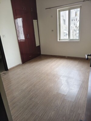 2 BHK Apartment For Sale in AWHO Shanti Vihar, Sector 95