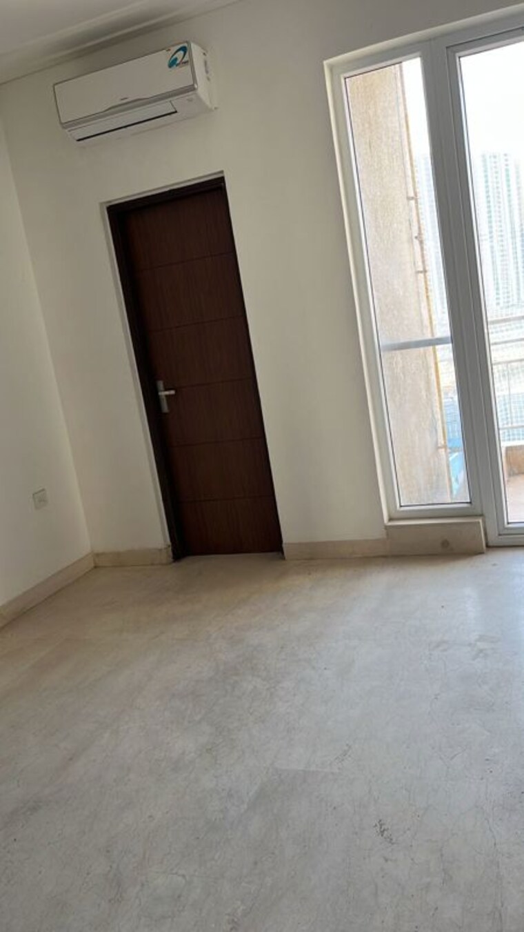 Room, puri-diplomatic-greens-phase-i 3 Bedroom 1780 Sq.Ft. Apartment In Sector 111 Gurgaon 10311449