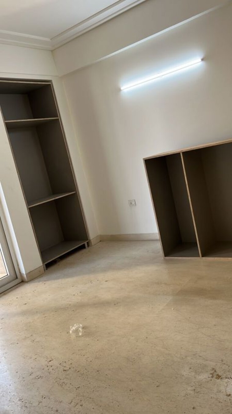 Room, puri-diplomatic-greens-phase-i 3 Bedroom 1780 Sq.Ft. Apartment In Sector 111 Gurgaon 10311449