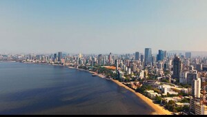 Swimming Pool in 4 BHK Apartment at Kalpataru Oceana, Prabhadevi – for Sale