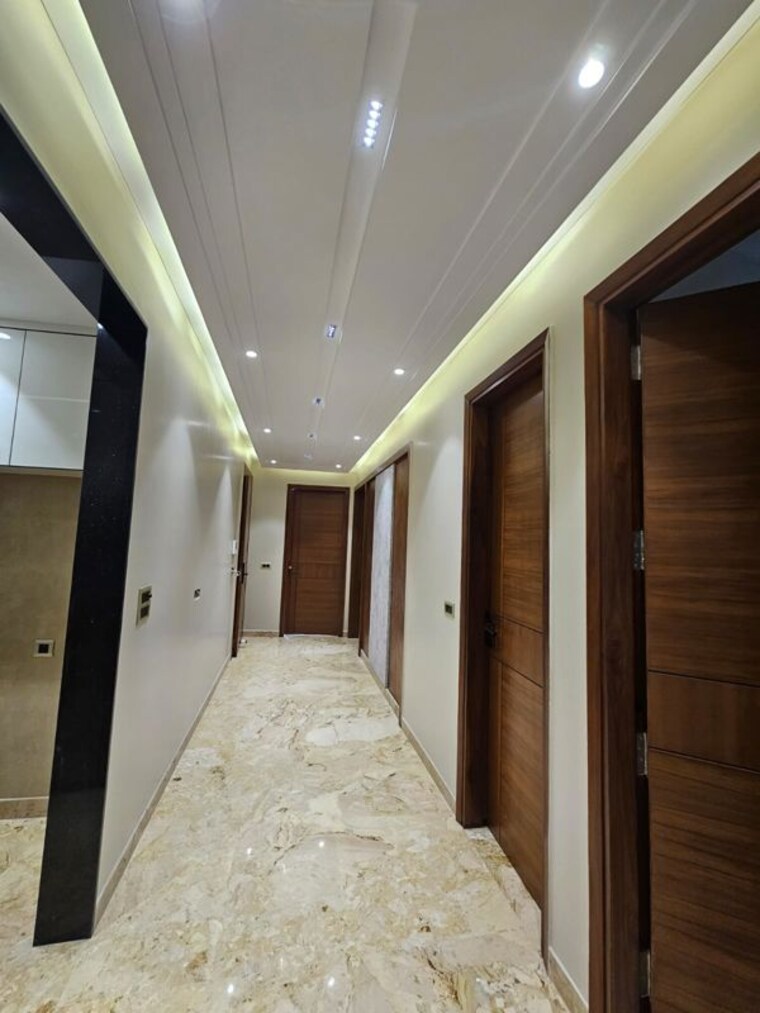 undefined, safdarjung enclave 3 Bedroom 1950 Sq.Ft. Apartment In Safdarjung Enclave Delhi 10311482