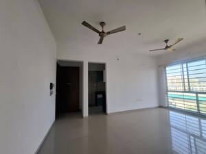 Building Lobby in 3 BHK Apartment at Sheth Vasant Lawns, Laxmi Nagar – for Rent