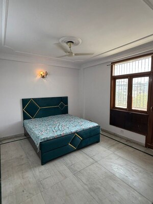 Bedroom in 3 BHK Builder Floor at Saket – for Rent