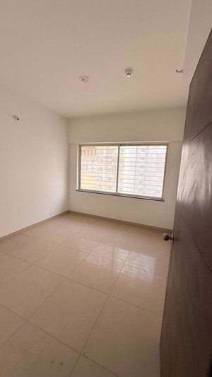 Room in 2.5 BHK Apartment at Kolte Patil Three Jewels Moonstone, Kondhwa – for Sale