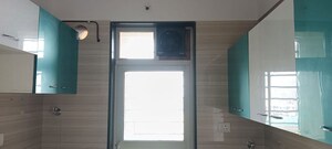 Room in 3 BHK Apartment at Sheth Vasant Lawns, Laxmi Nagar – for Rent