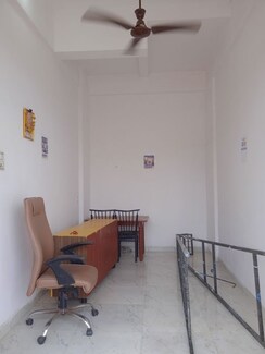 Retail Shop For Sale in Real Tower