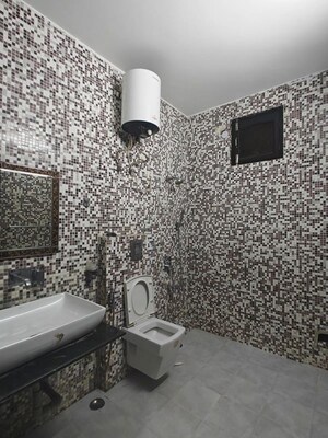Bathroom in 3 BHK Apartment at Ashiana Silver Crest, Sector 48 – for Rent