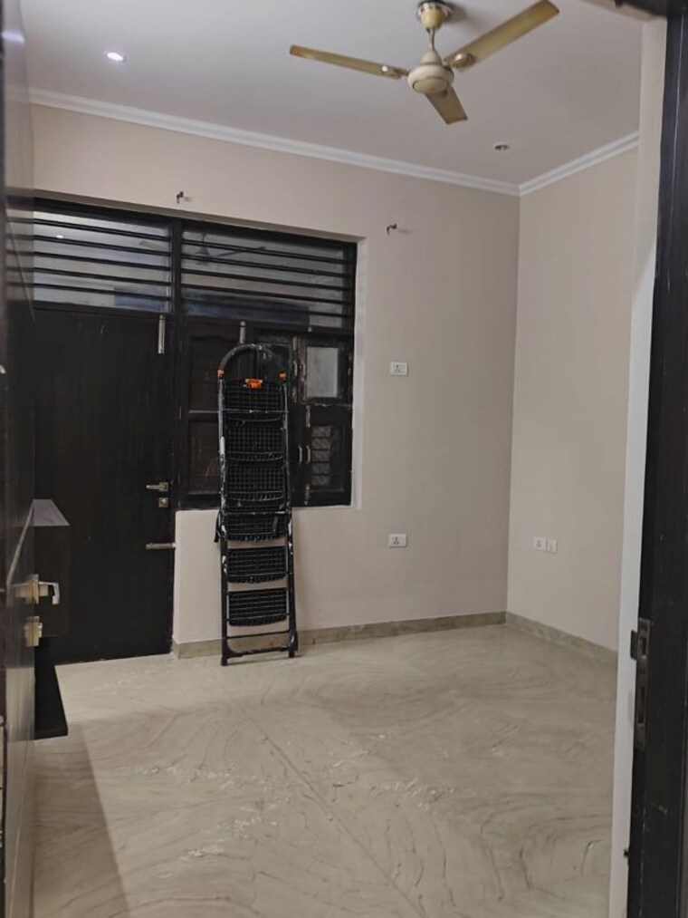  Parking, ashiana-silver-crest 3 Bedroom 2000 Sq.Ft. Apartment In Sector 48 Gurgaon 10311571