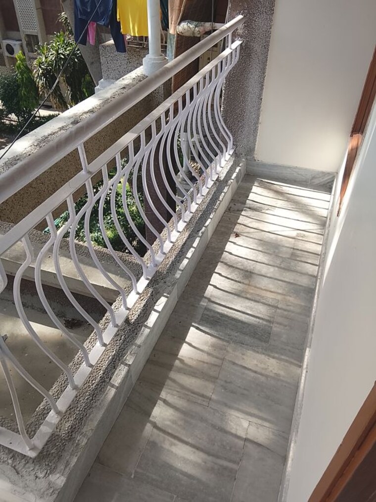 Balcony, patparganj 1 Bedroom 750 Sq.Ft. Apartment In Patparganj Delhi 10311573