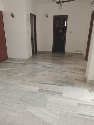 Living Room in 1 BHK Apartment at Patparganj – for Rent