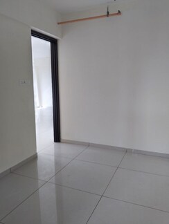 2 BHK Apartment For Sale in Satra One