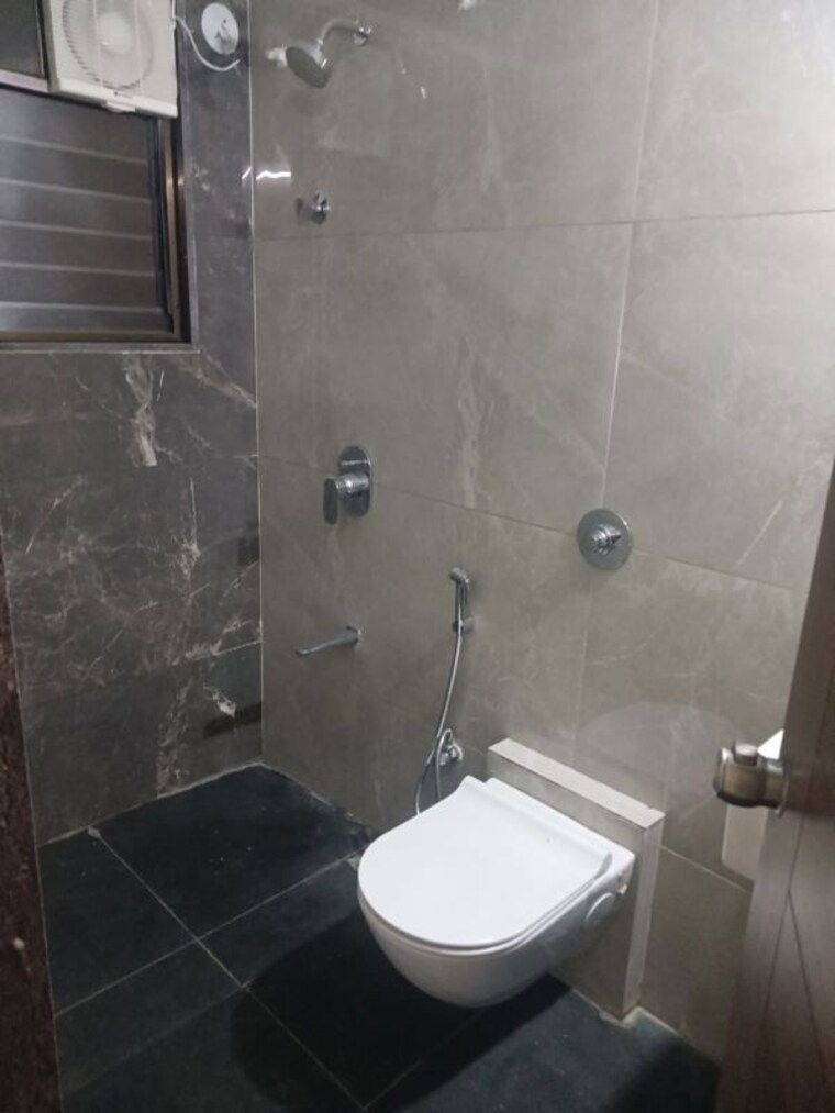 Bathroom, pimple saudagar 3 Bedroom 1450 Sq.Ft. Apartment In Pimple Saudagar Pune 10311606