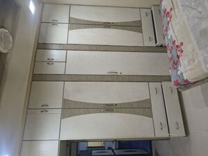 Room in 2 BHK Apartment at Kurla East – for Rent