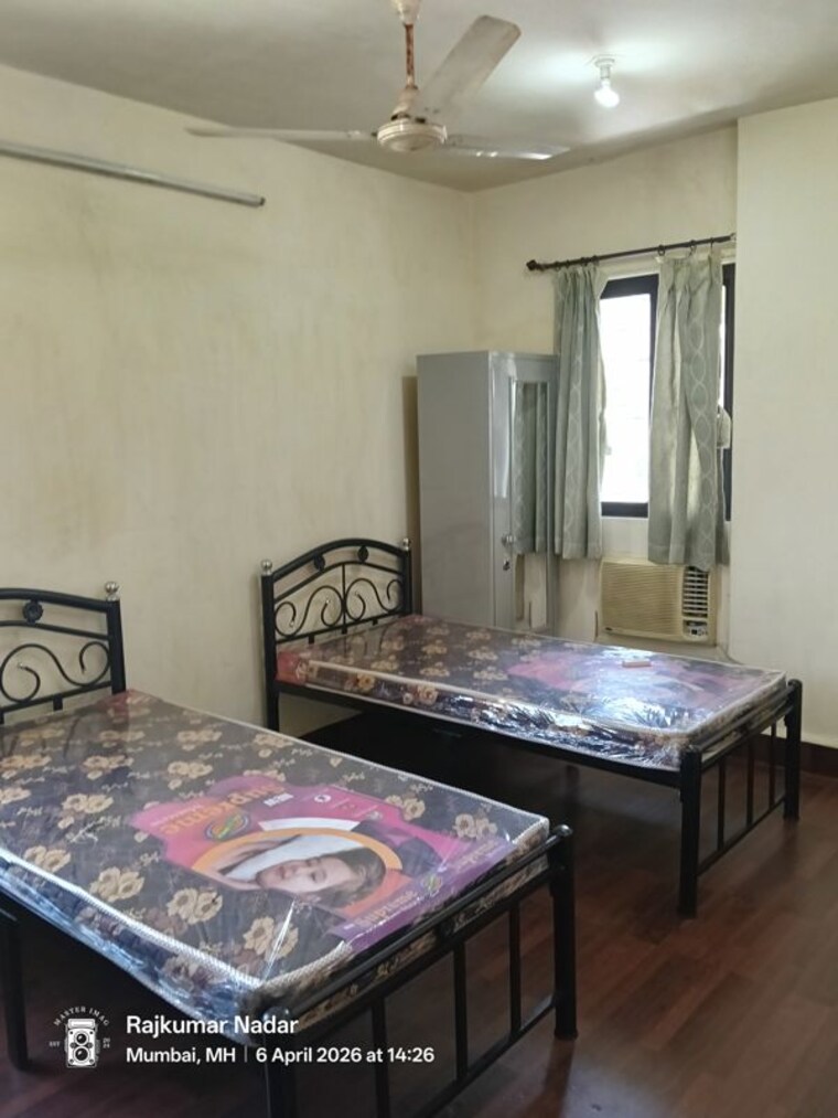 Bedroom, iit area Pg For Boys & Girls In Iit Area 10311701