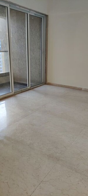 Room in 3 BHK Apartment at Bharat Skyvistas, Andheri West – for Sale