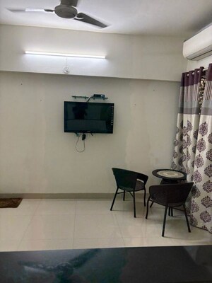 Team Area in 1 BHK Apartment at Godrej Horizon, Mohammadwadi – for Rent