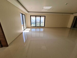 Room in 4 BHK Apartment at Supreme Belmac Residences, Kalyani Nagar – for Rent