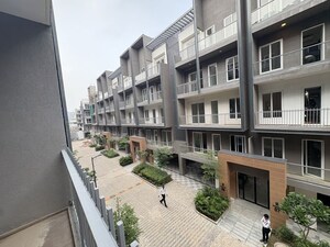 3.5 BHK Apartment For Rent in Smart World Orchard, Sector 61