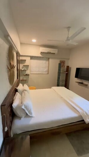 Bathroom in 2 BHK Apartment at Shalimar Apartment Malabar Hill, Malabar Hill – for Sale