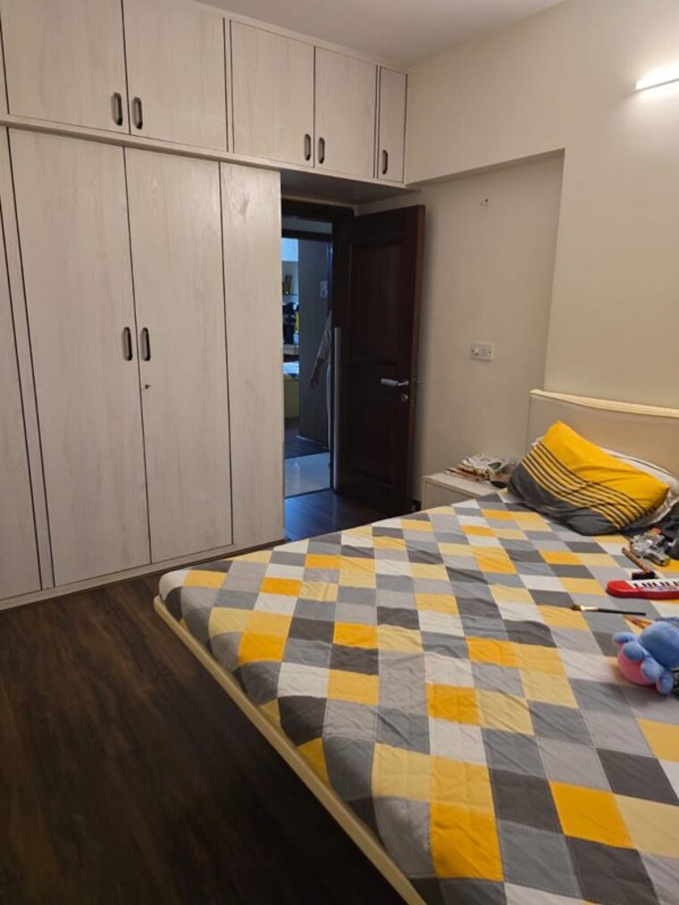 Bedroom, bandra west 3 Bedroom 1100 Sq.Ft. Apartment In Bandra West Mumbai 10311778