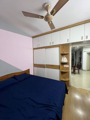 Room in 3 BHK Apartment at Emaar Gurgaon Greens, Sector 102 – for Rent