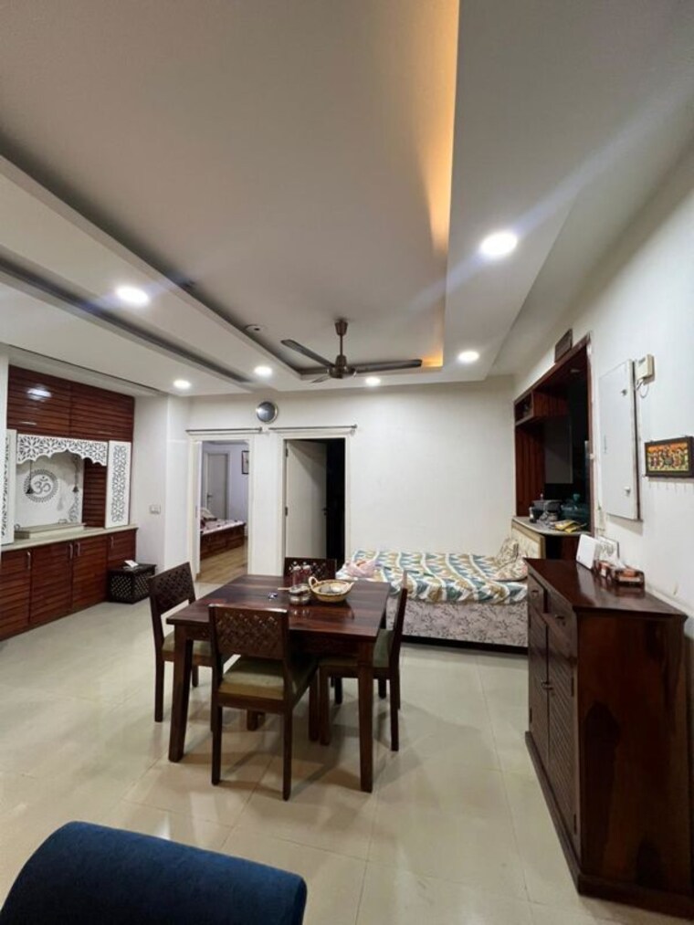 Living Room, emaar-gurgaon-greens 3 Bedroom 1850 Sq.Ft. Apartment In Sector 102 Gurgaon 10311791