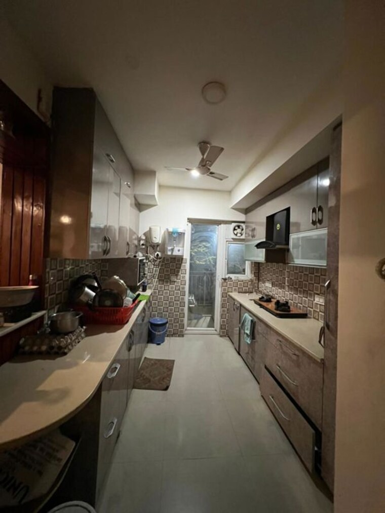 Team Area, emaar-gurgaon-greens 3 Bedroom 1850 Sq.Ft. Apartment In Sector 102 Gurgaon 10311791