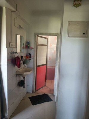 Bathroom in 1 BHK Apartment at Ghodbunder Road – for Rent