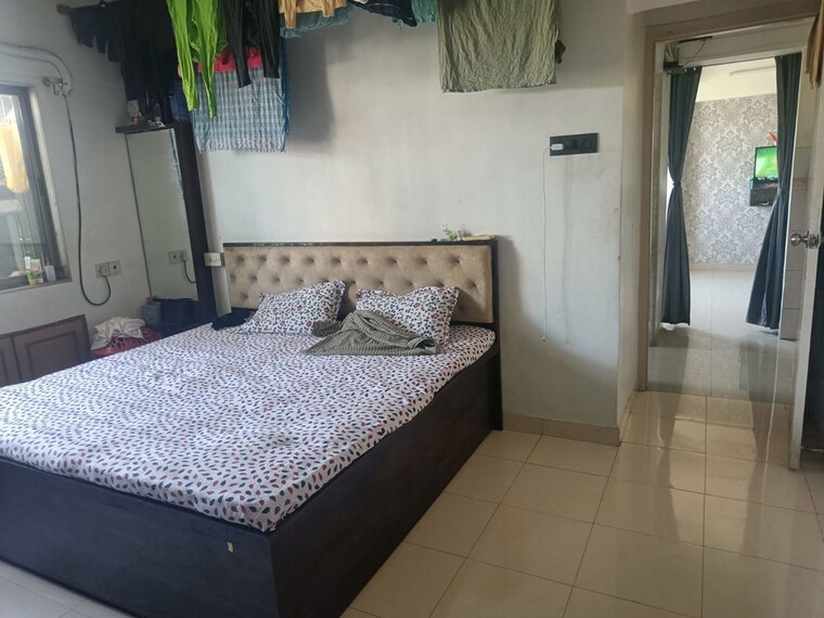Bedroom, ghodbunder road 1 Bedroom 600 Sq.Ft. Apartment In Ghodbunder Road Thane 10311815