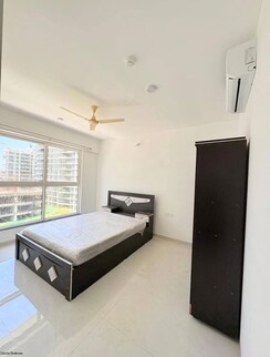 2 BHK + Pooja Room Apartment For Rent in Goel Ganga Serio