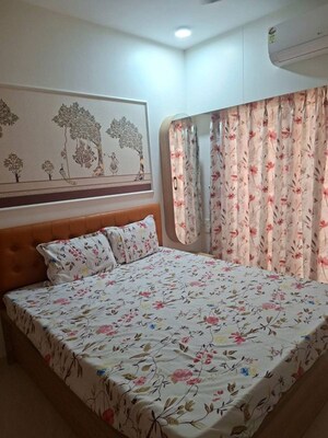 Bedroom in 2 BHK Apartment at Ikebana, Matunga East – for Rent