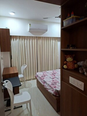 Bedroom in 2 BHK Apartment at Ikebana, Matunga East – for Rent