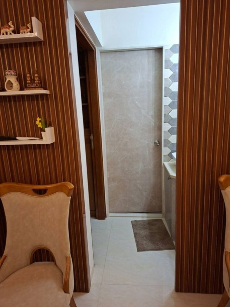 Washroom, ikebana 2 Bedroom 850 Sq.Ft. Apartment In Matunga East Mumbai 10311836