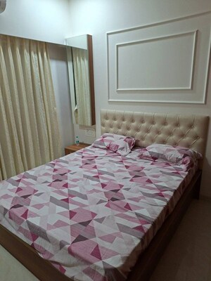 Bedroom in 2 BHK Apartment at Ikebana, Matunga East – for Rent