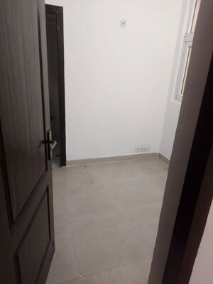 Room in 4 BHK Apartment at ATS Rhapsody, Sector 1 Greater Noida – for Rent